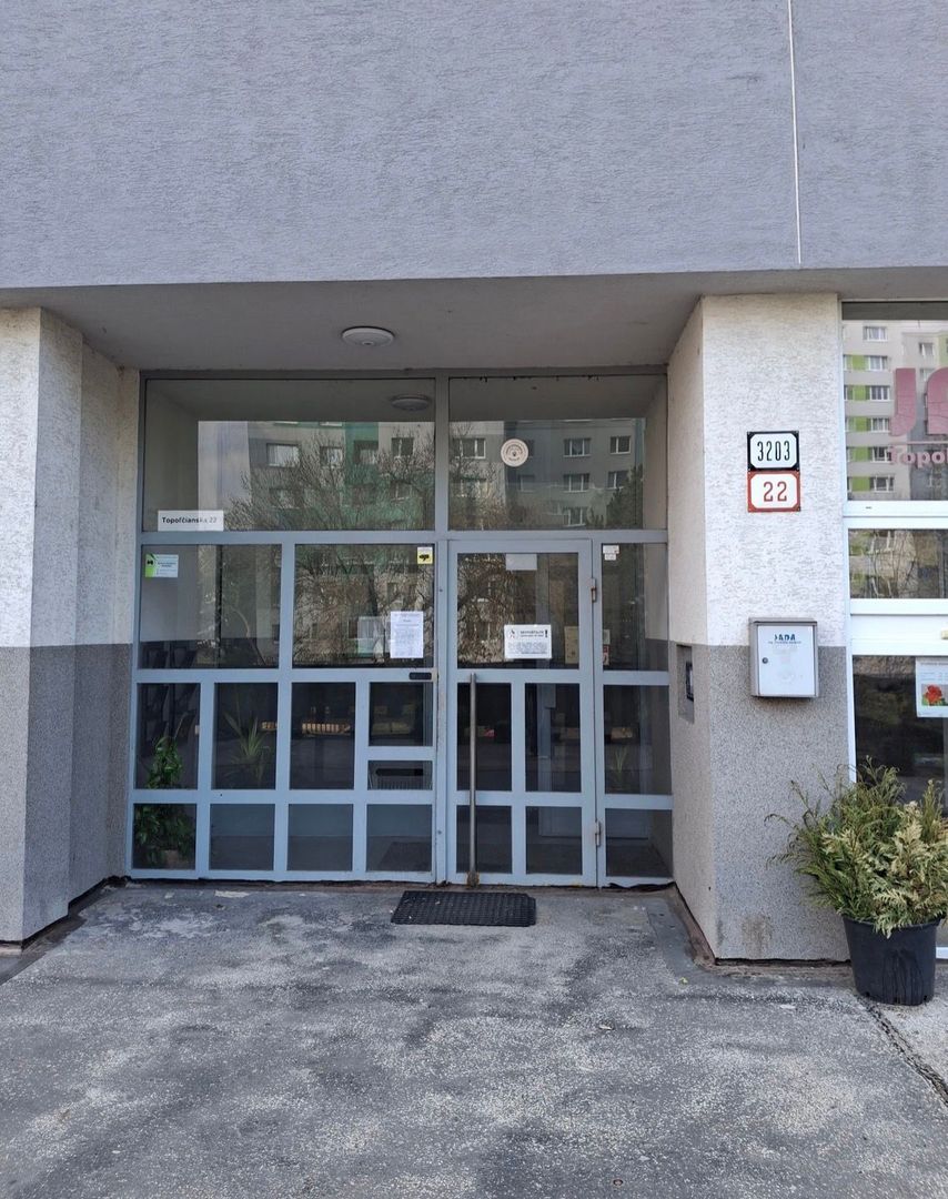 Slnečná garsónka na predaj, Bratislava V TOP - 9