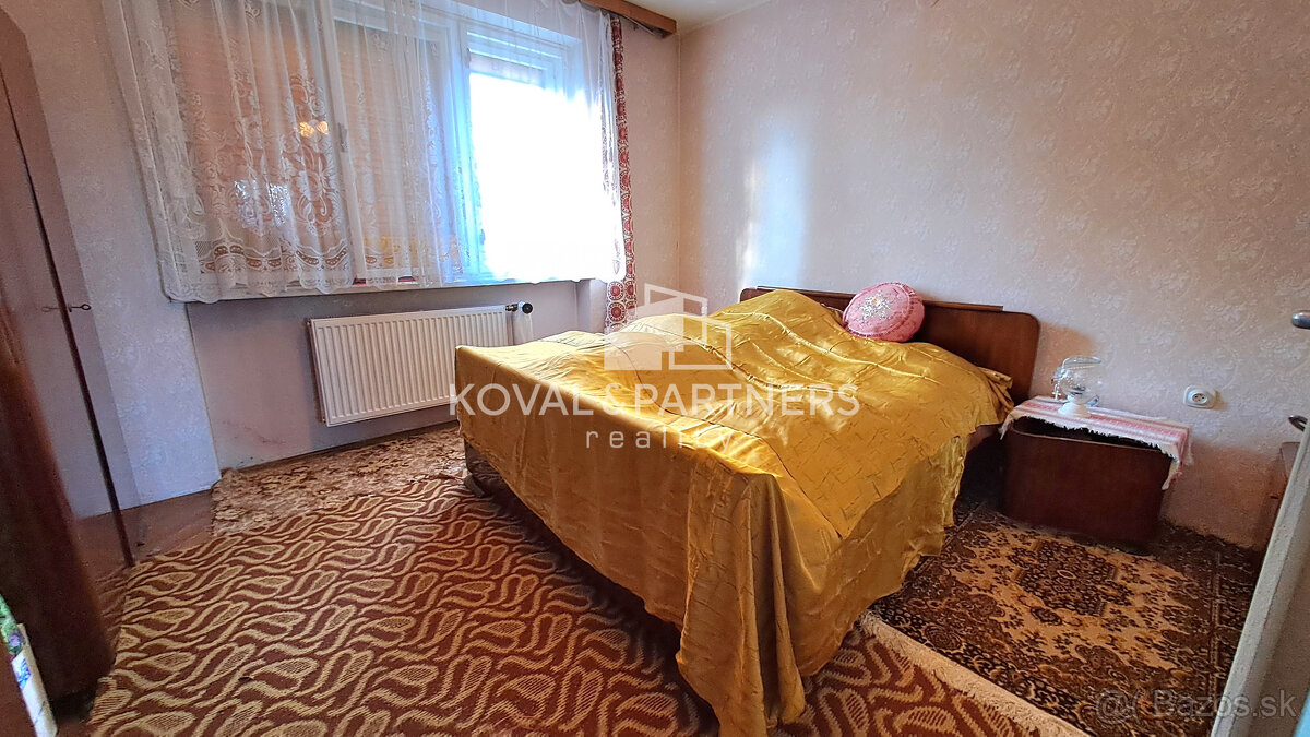 Na prenájom poschodová budova, Zlaté Moravce, časť Ďatelinis - 9