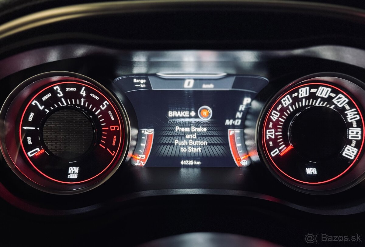 Dodge Challenger - 9