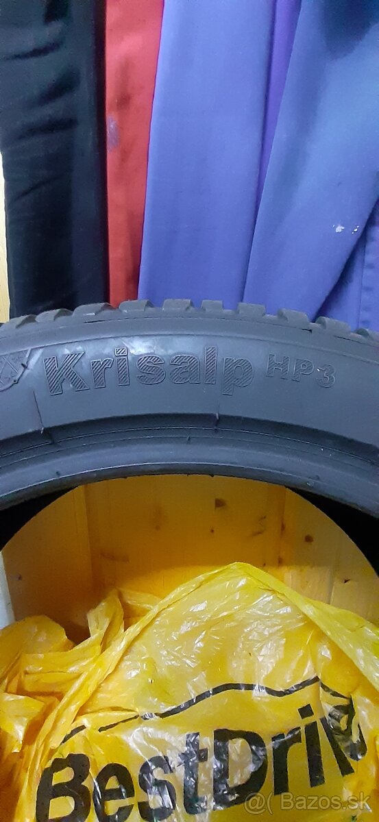 Kleber 235/45 R18 Kleber Krisalp zimnú . - 9
