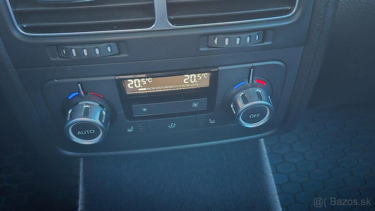 Volkswagen Touareg II 3.0 V6 TDI 240k BMT Premium 4XMOTION - 9