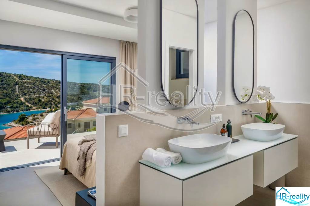 Rogoznica – vily s bazénom - 9