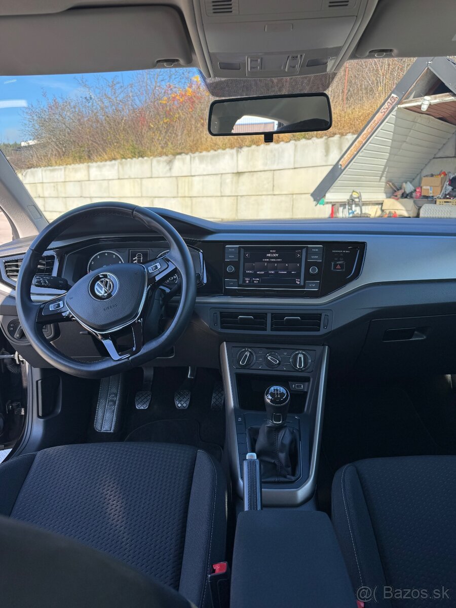 Volkswagen Polo 1,0 - 9