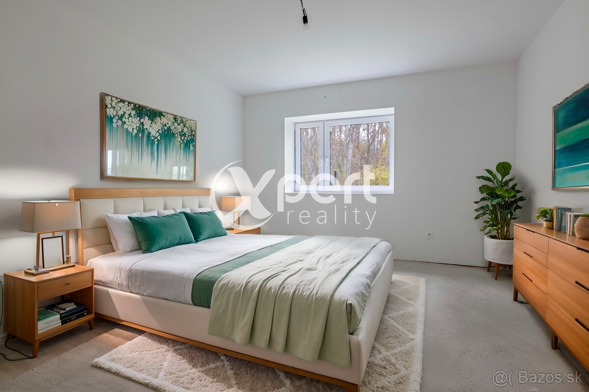 Úžasný Rodinný Dom v obci Tomášikovo - 9