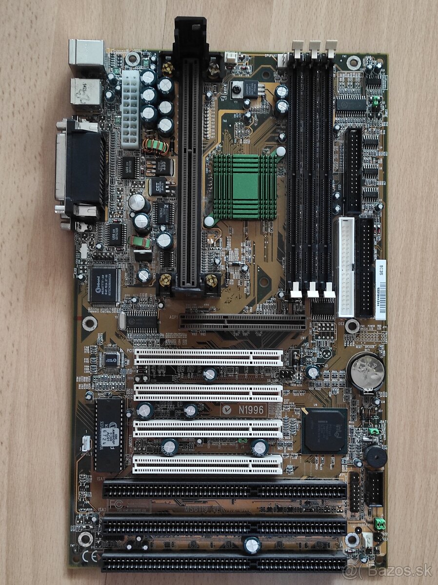 Predam zakladne dosky s Intel 440BX - 9