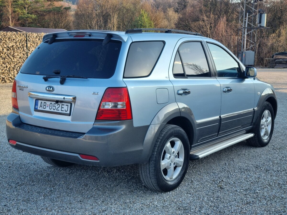 KIA SORENTO 2,5CRDi 4x4 - 9