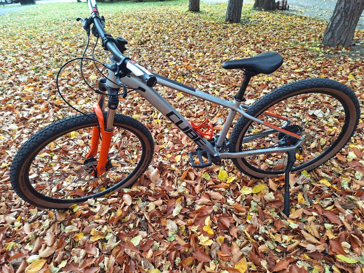 CUBE rám S, kolesá 27,5 - 9