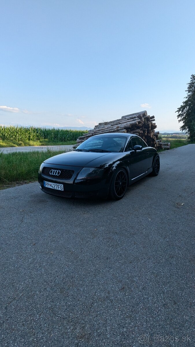 Audi TT 8n - 9