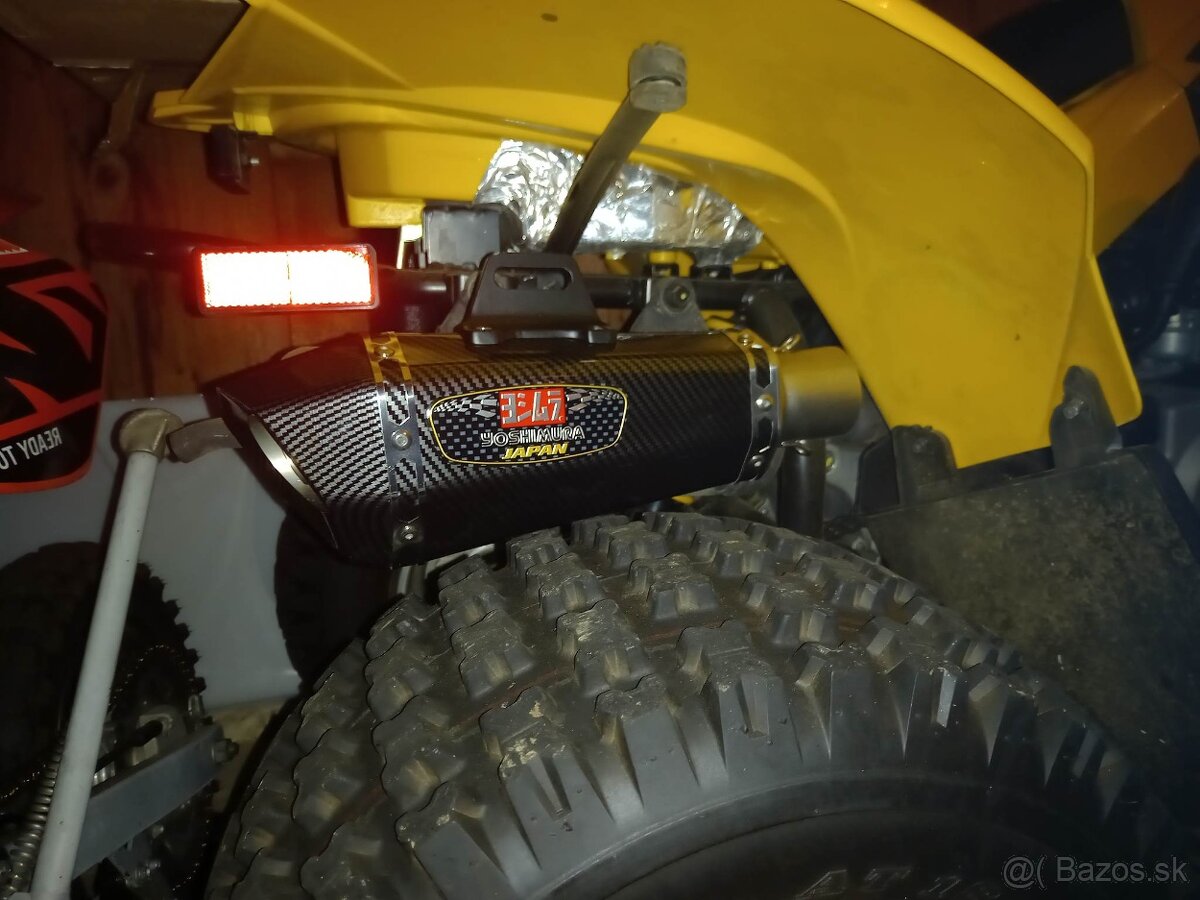 nový výfuk carbon - 9