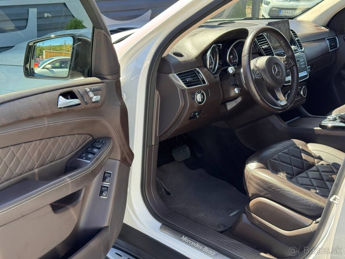 Mercedes-Benz GLS 400 4MATIC A/T - 9