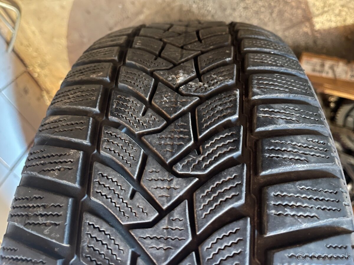zimne pneu 215/60r16 95h - 9