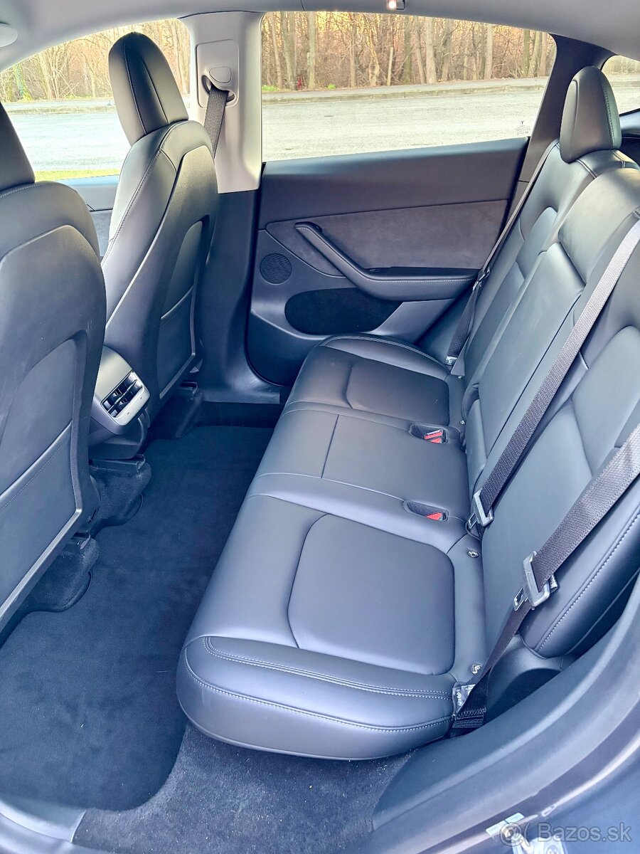 Tesla Model Y LR 2022 zimné+letné SOH 94% - 9