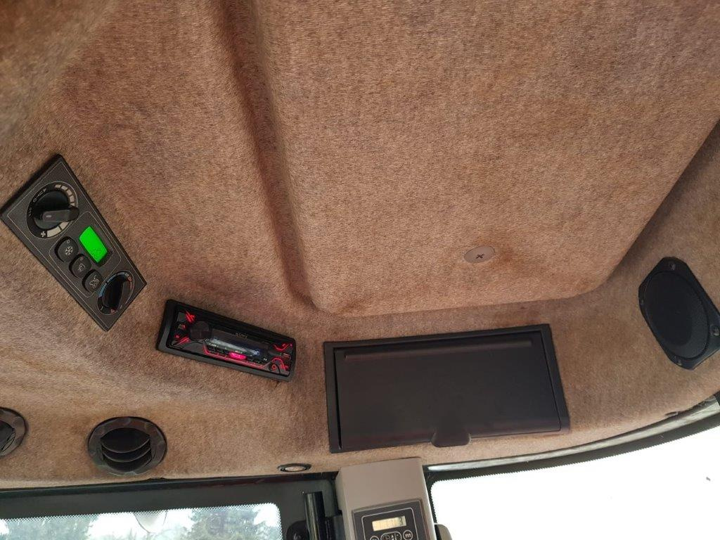 Traktor MASSEY FERGUSON 7495 DYNA VT - 9