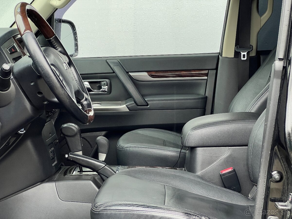 PAJERO 3.2 Di-D DAKAR EDITION - 9