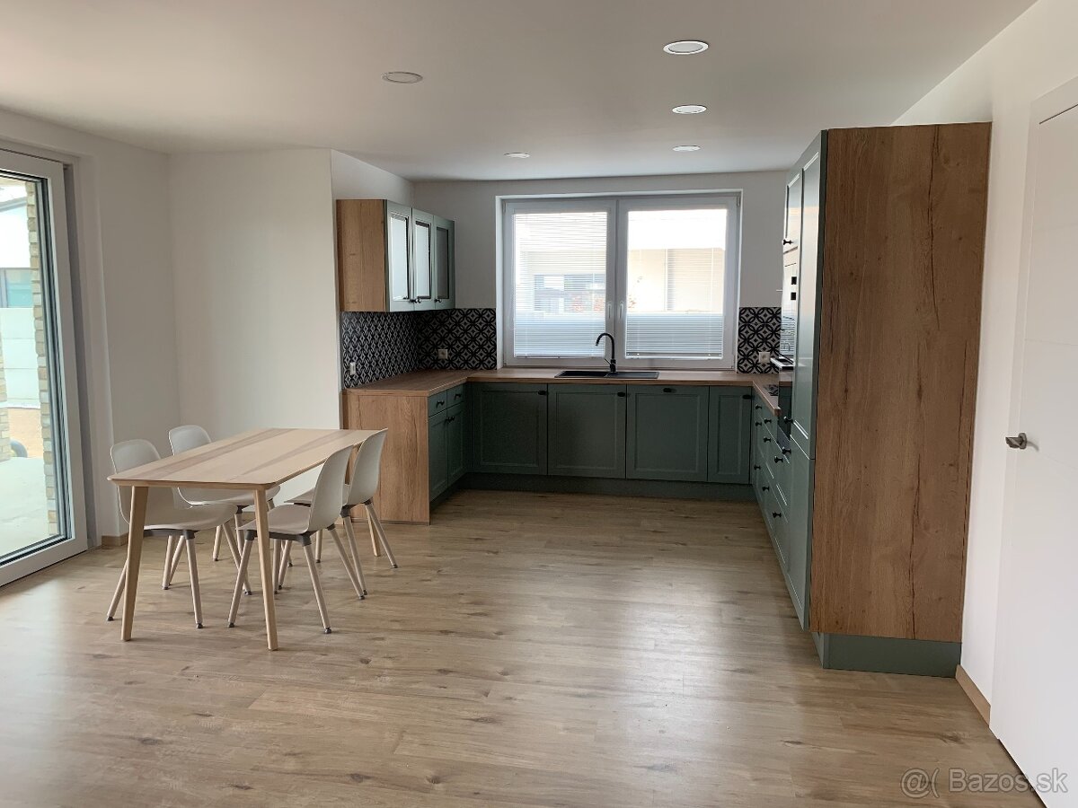 Krásny 4i moderný RD s garážou, Malý Biel,Senec - 9