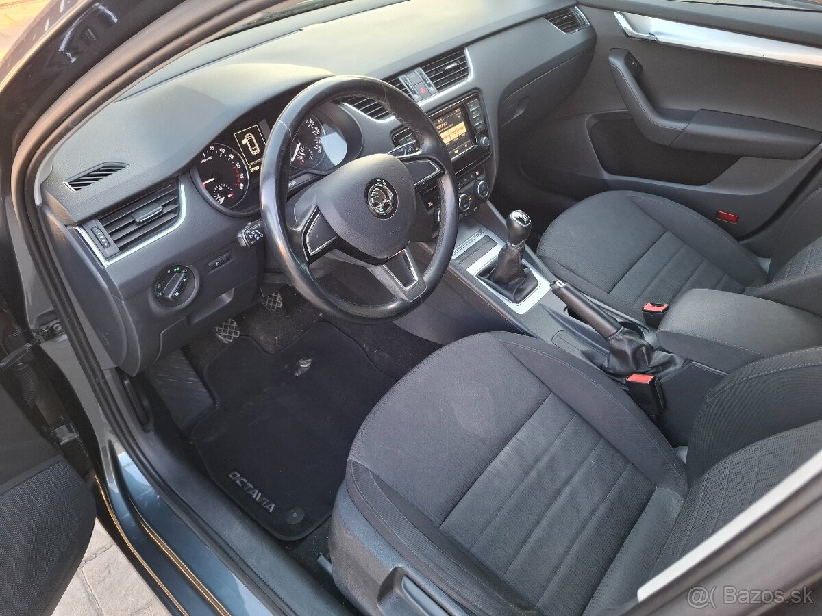 Octavia Combi 3, 2.0 TDI 110kw - 9