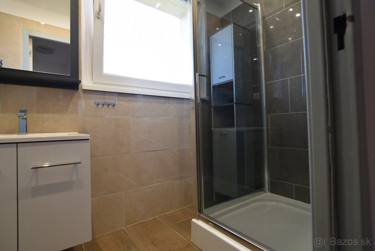 REZERVOVANÉ- na predaj 3 izbový byt v Martine -Košúty 1 - 9