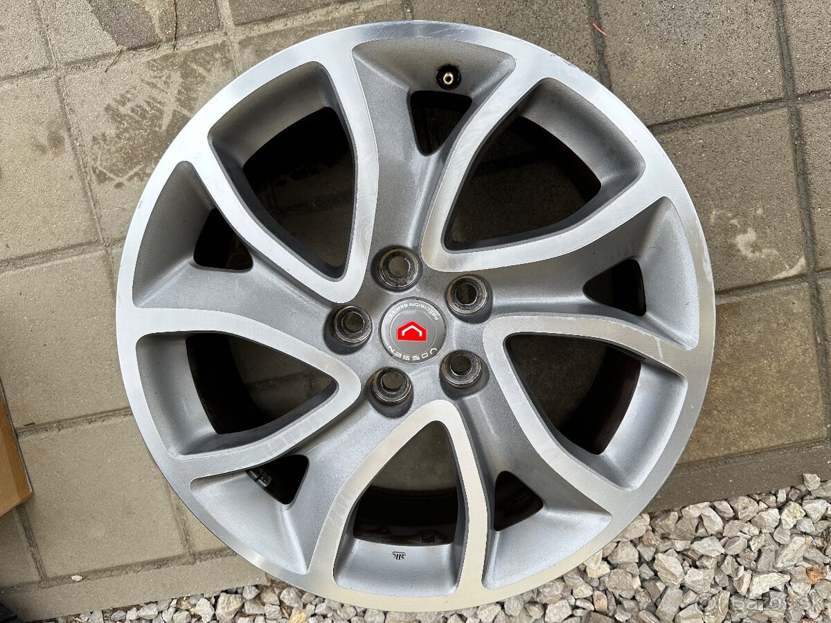 Disky 5x114,3 R18 7J ET38 ENKEI - 9