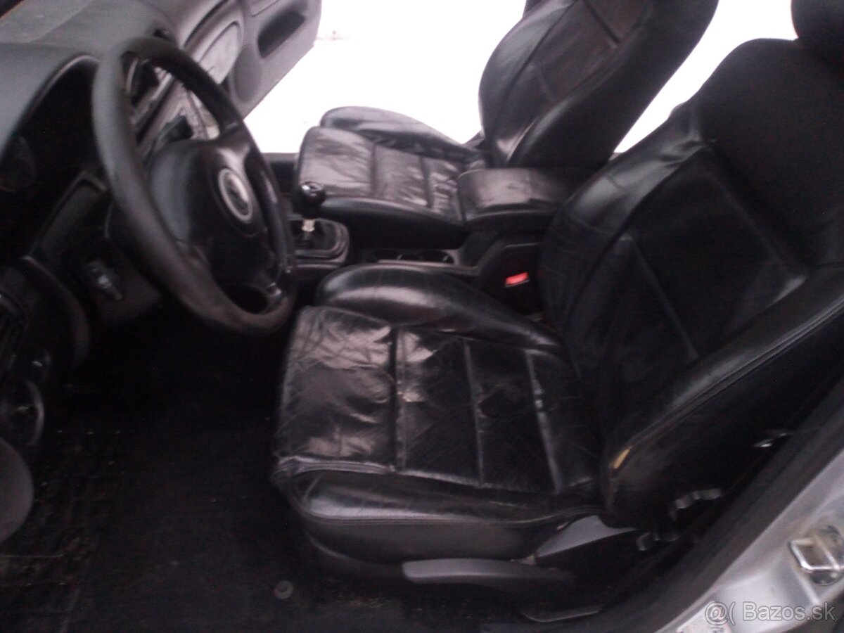 Passat 1 9tdi 96kw na diely - 9