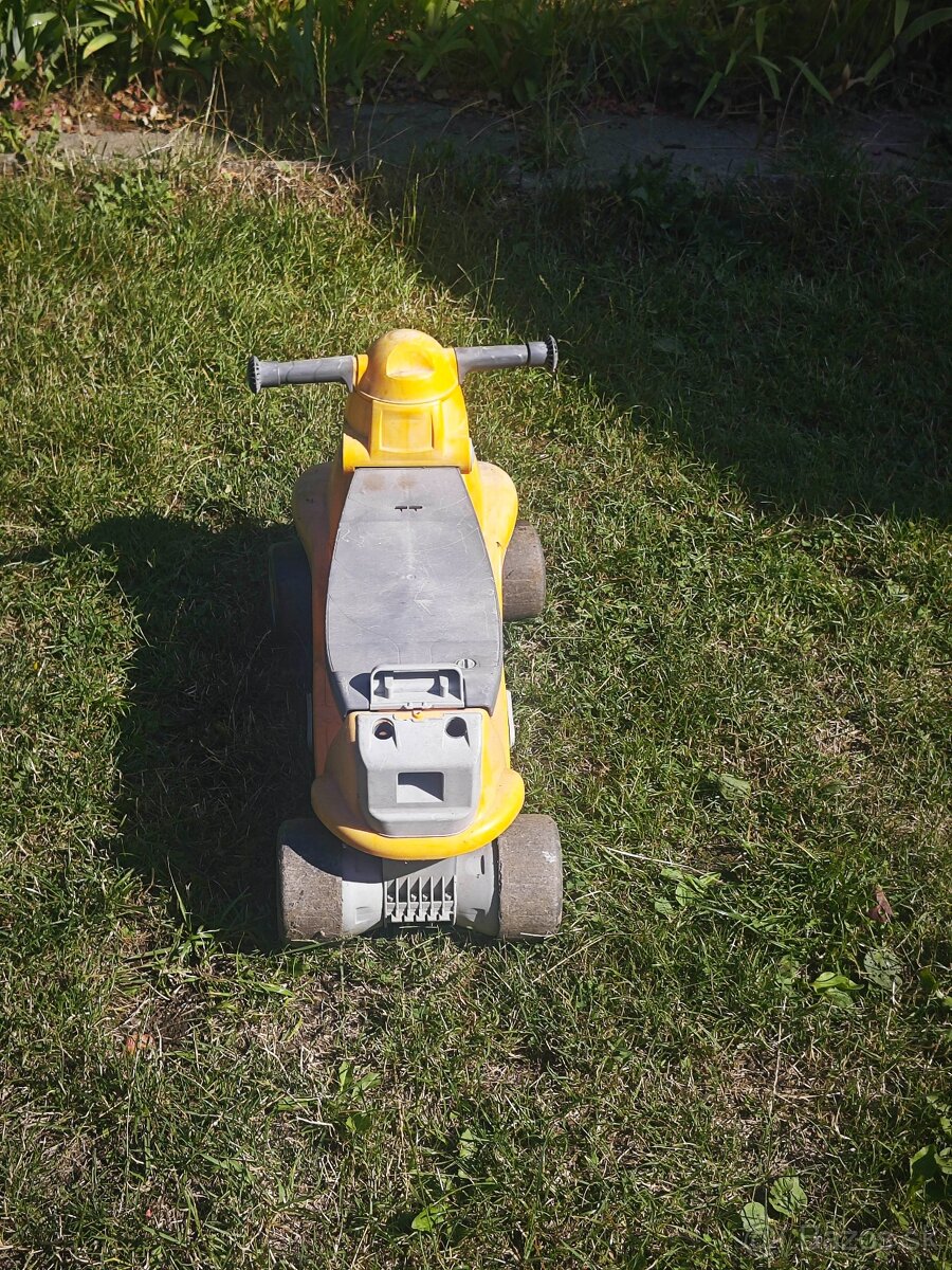 Odrážadlo a šlapadlo - 9