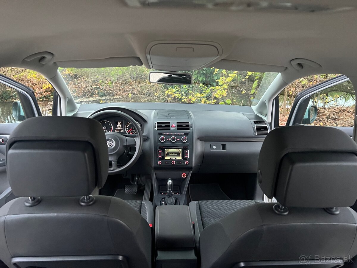 Volkswagen Touran 2.0 TDI • 103 kW - 9