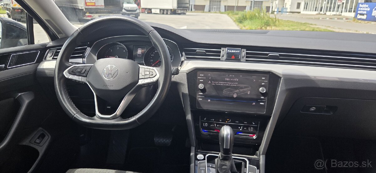 VW Passat Comfortline 2.0Tdi/Aut - 9