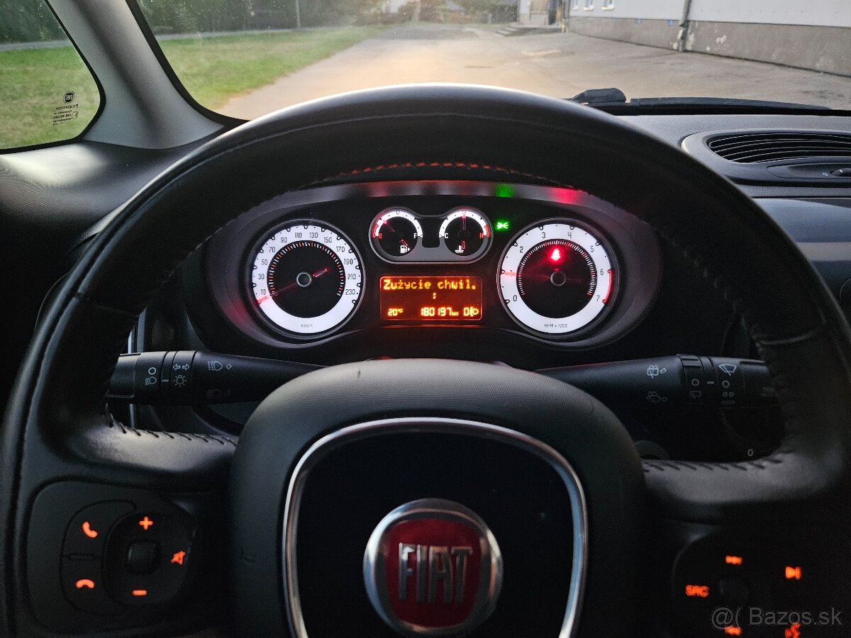 Fiat 500L 1.4 95PS URBAN EURO6B - 9