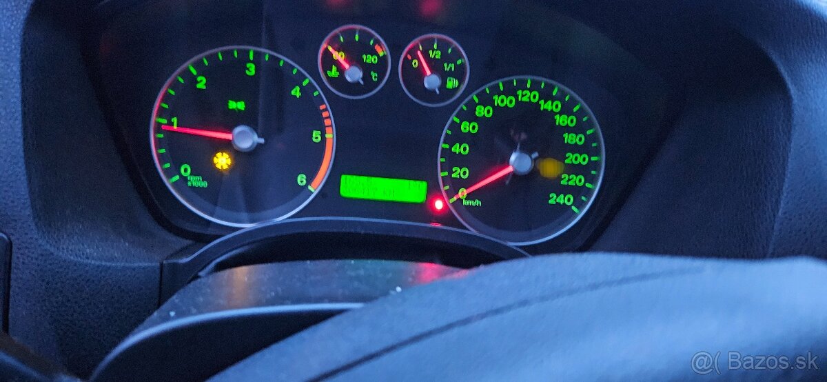 Rozpredám Ford Focus mk2 1.6 tdci 66kw - 9