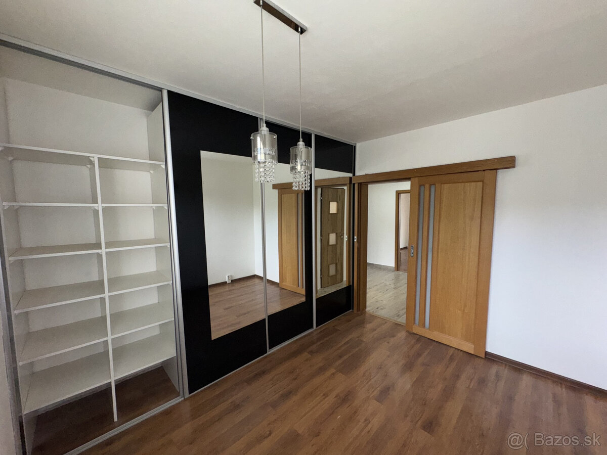 Na predaj 3-izbový byt po rekonštrukcii v atraktívnej lokal - 9