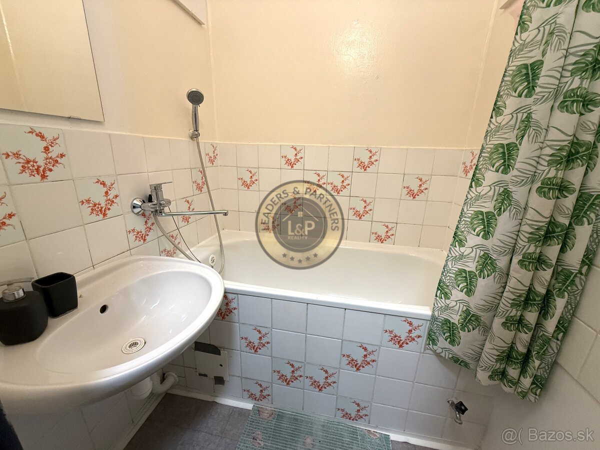 Na predaj 2-izbový byt s balkónom v Trnave na Špačinskej ul. - 9