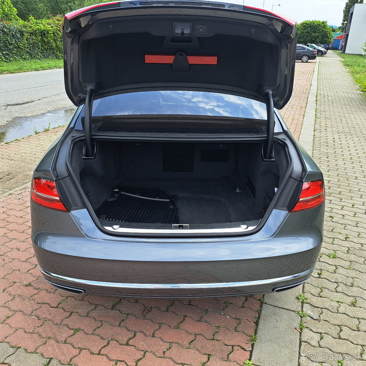 Audi A8 3.0 TDI V6 DPF clean diesel quattro tiptronic - 9