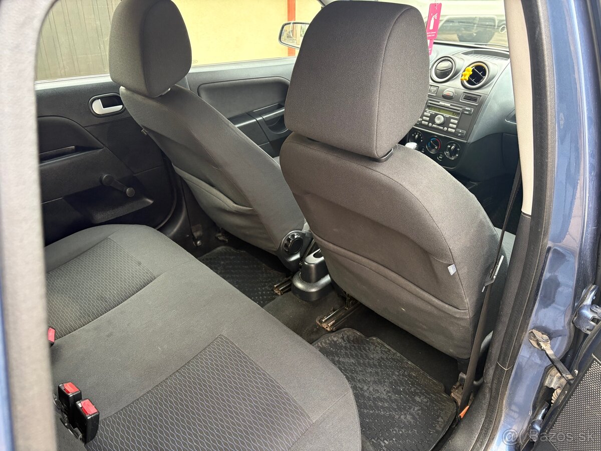 Ford fiesta 1.4 diesel - 9