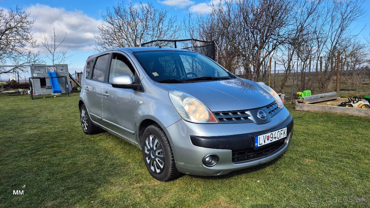 Nissan Note automatická prevodovka, benzín - 9