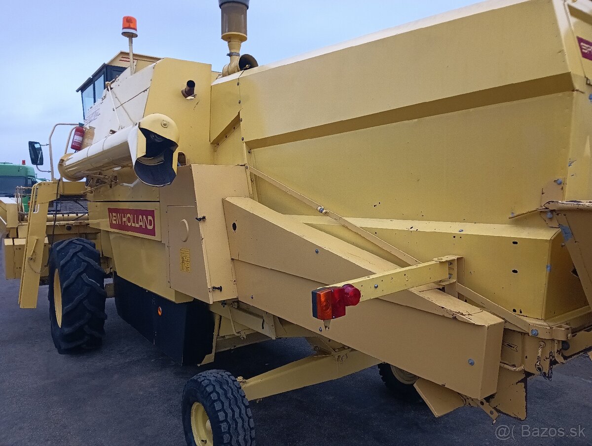 New Holland kombajn - 9