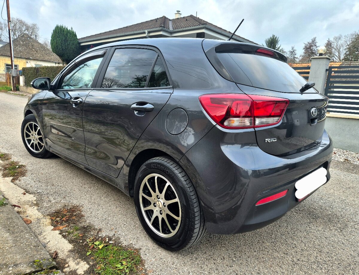 KIA RIO 2019 1.4 AT. 35.442km - 9