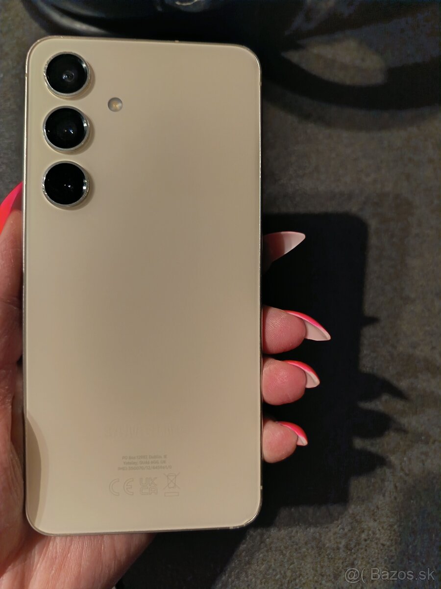 Samsung Galaxy S24 - 9