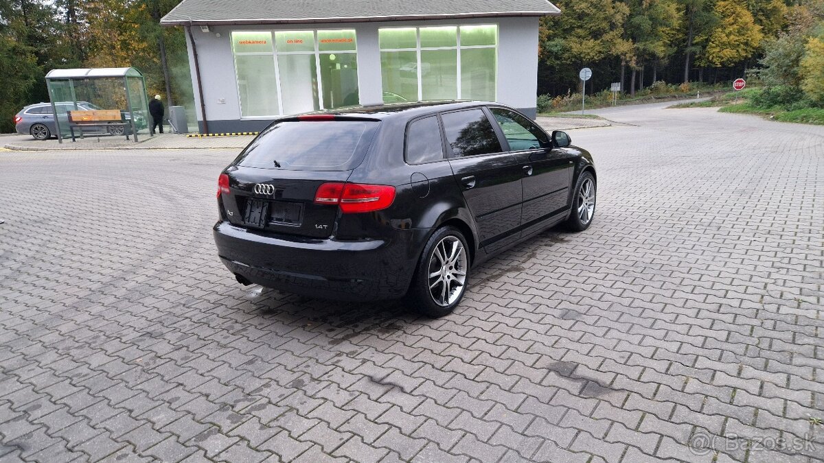 AUDI A3 1.4 TSFI SPORTBACK Sline M6 - 9