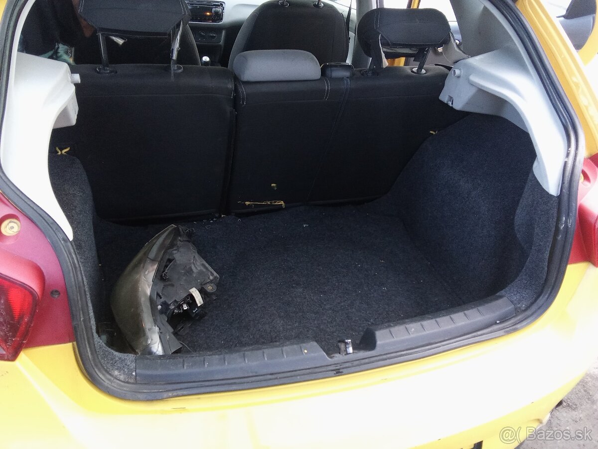 Predám Seat Ibiza 1,4+lpg - 9