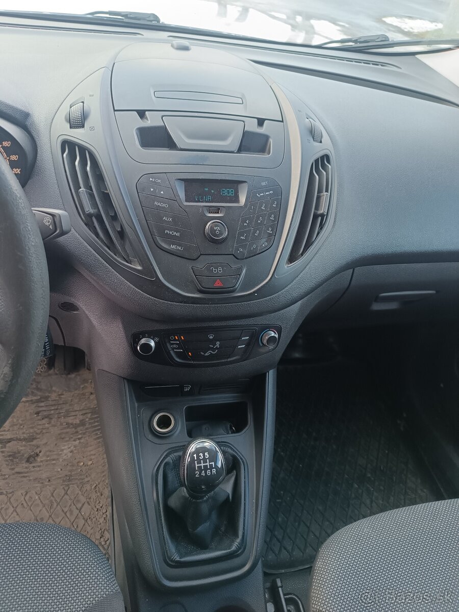 Ford Transit Courier Pick up - 9