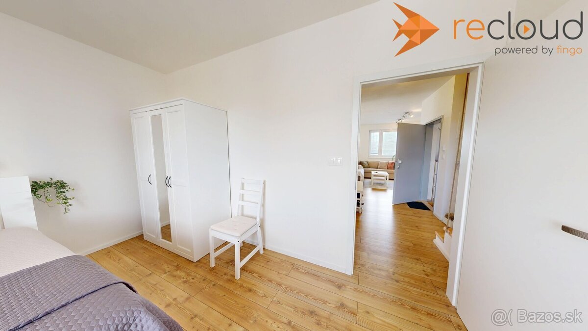 REZERVOVANÉ - Krásny 3 izbový mezonetový byt s veľkou teraso - 9