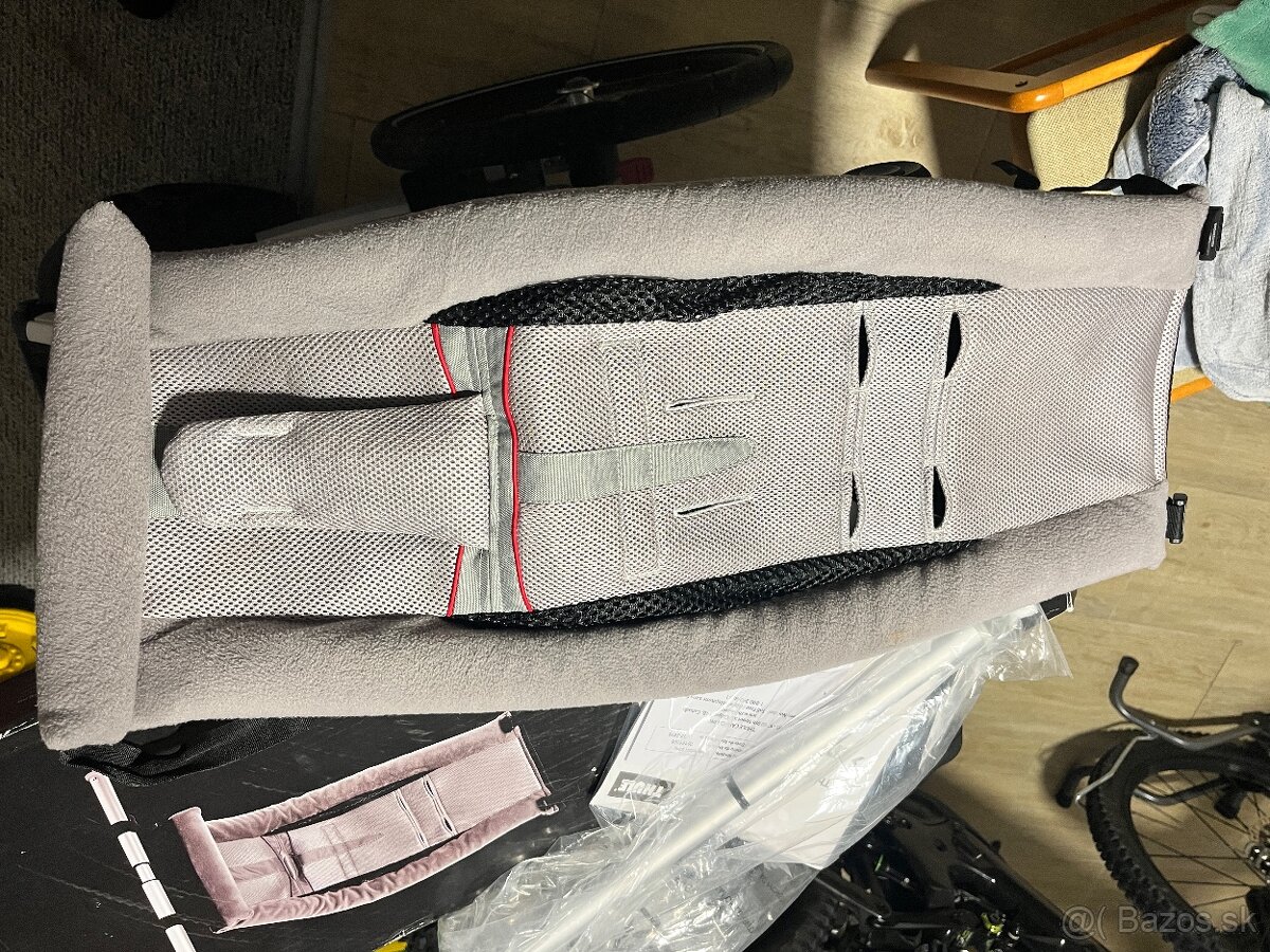 Miminkovník Thule infant sling - 9