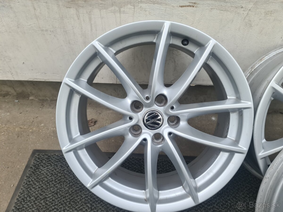 ALU DISKY 5X112 R18 7,0J ET22 - 9