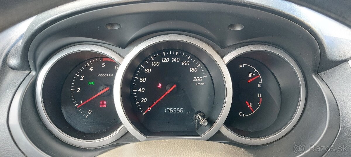 Suzuki Grand Vitara - 9