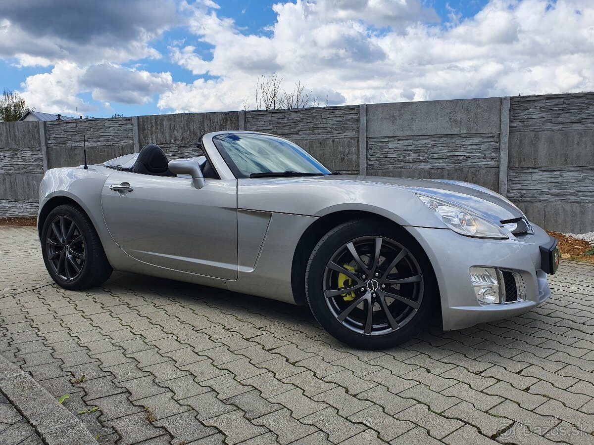 Opel GT 2.0 Turbo - 9