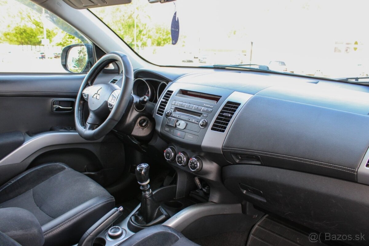 Mitsubishi Outlander 2.2 DI-D 4x4 - 9