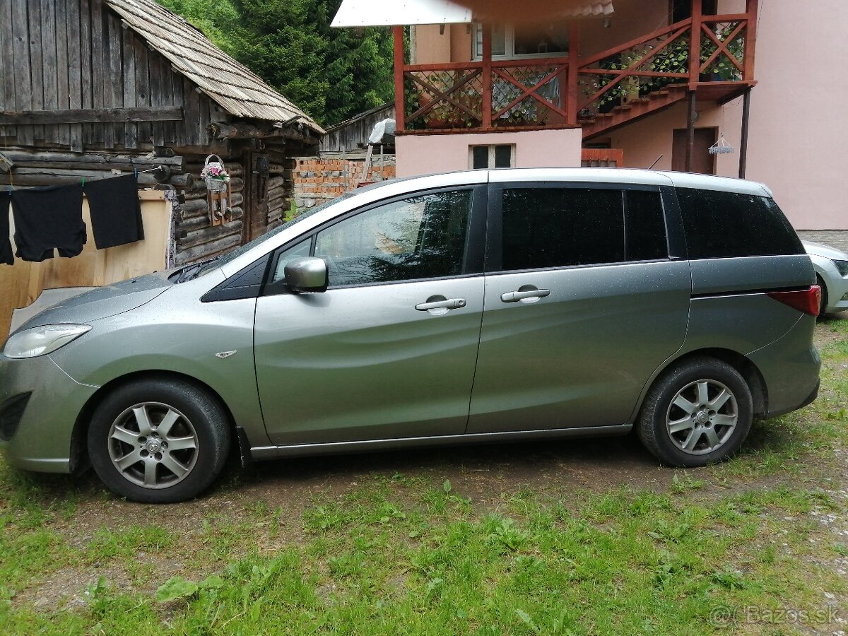 Mazda 5 - 9