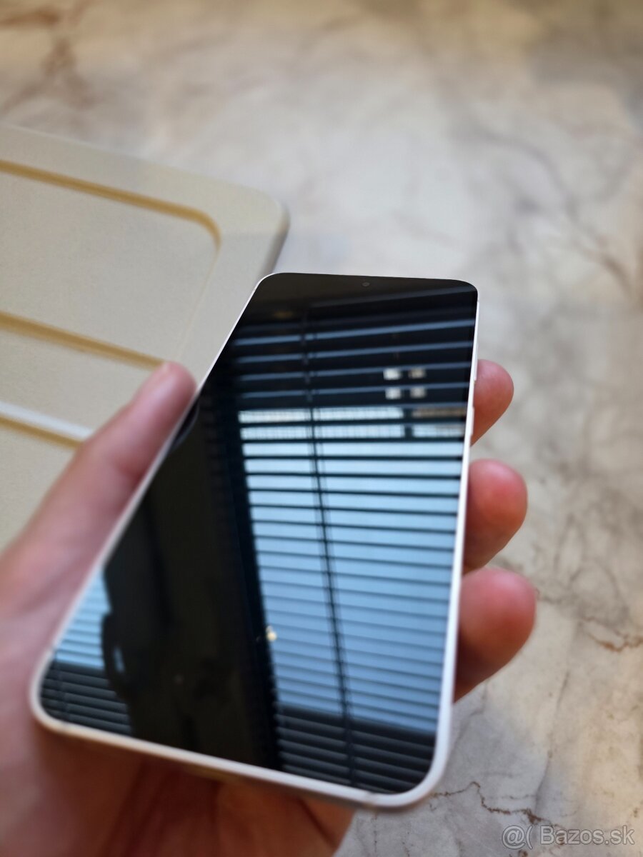 Samsung S25 256GB - 9