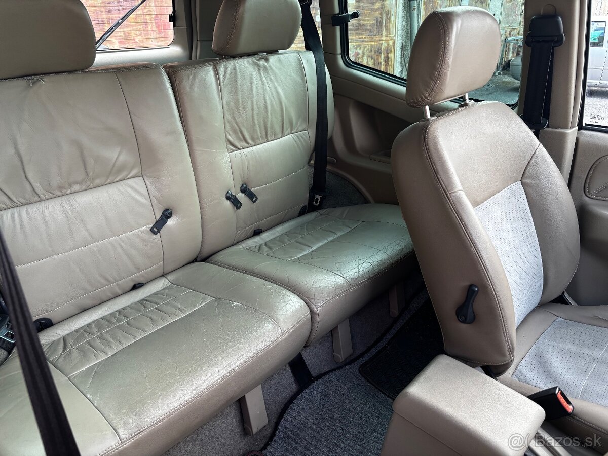 Terrano II - 9