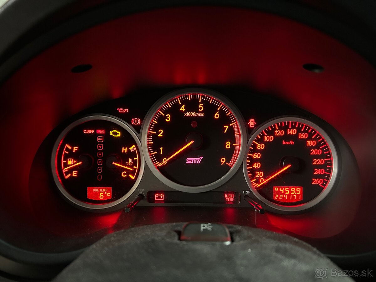 Subaru Impreza wrx sti - 9