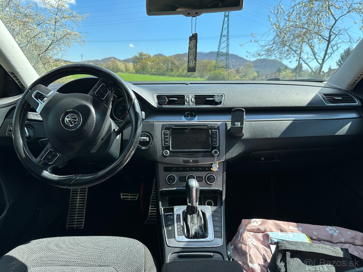 VW PASSAT COMBI 2.0TDI 2014 - 9